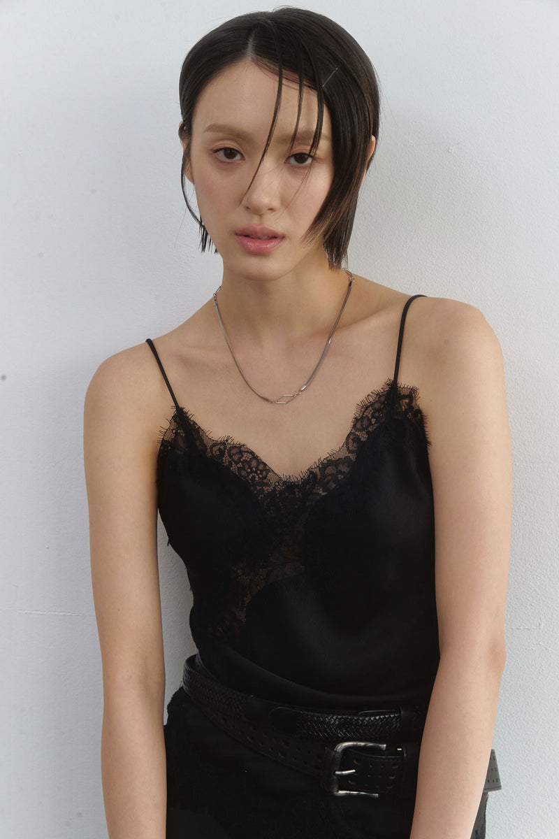 Rhombus line necklace