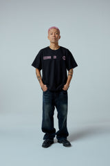 ストリートリーグ グラデーションアートワーク ロゴ オーバークロップフィット Tシャツ (ブラック)