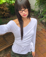 Evin ribbon Unbalanced Layered One-Off Shoulder Long-Sleeved T-Shirt