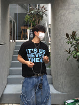Never Them Lettering Short-Sleeved T-Shirt 4C