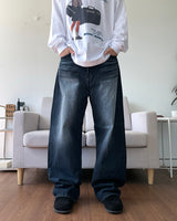 Curved brush denim pants