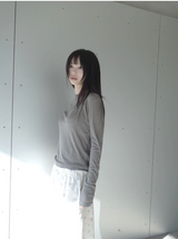 バラ長袖Tシャツ