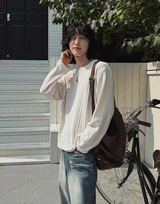 ローリンズベロアラウンド長袖Tシャツ
