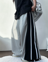 SILVER🩶🤍TWO LINE TRACK BALLOON WIDE PANTS 🖤🩶2COLOR