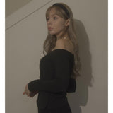 ONE SHOULDER BUTTON TEE-BLACK