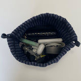 Clam string pouch _ Navy stripe