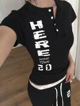ラヒ 05 ヒア プリンティング ヘンリーネック ボタン ショートスリーブ Tシャツ