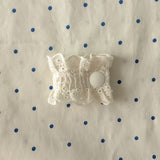 Frill Cable Holder