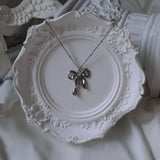 [I-DLE ミンニ Necklace] バレエリボンネックレス (Stainless Steel)