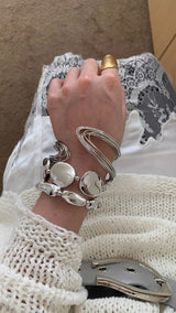 Metal line-silver stone bangle set