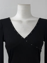 stud wrap v-neck ribbed T