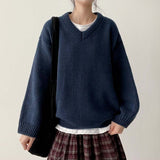 Disco Pop Duc Thick Sleeve Punching V-Neck Knit