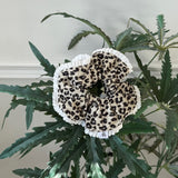 scrunchie corduroy leopard_ivory