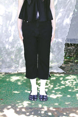 STRETCH CUT-OFF CAPRI PANTS