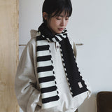 Striped knit muffler / Black ivory