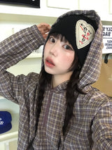 Unisex drawing heart patch shot beanie
