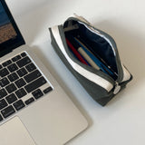 Clam round pencilcase _ Khaki