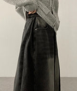 Leg hem snap side pin tuck denim wide pants