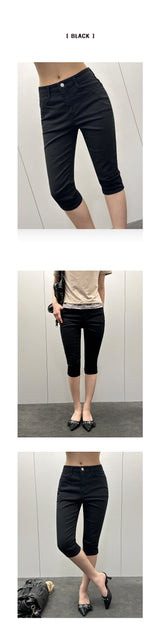 Shy Black Capri Jeans