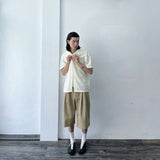 Pleated Silhouette Knee-Length Shorts