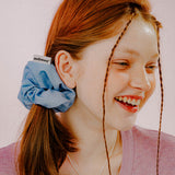 BASIC DENIM SCRUNCHIE (SKY BLUE)