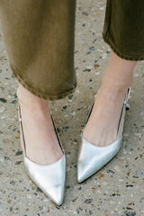 KITTEN SLINGBACK IN SILVER LINING