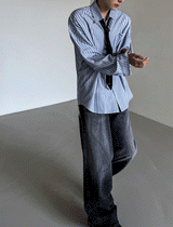loose-fit striped shirt