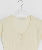 Kiri Punching Round Button Color Short Sleeve Tee