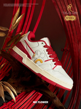 We Flower breathable shock-absorbing suitable for dressing up Star style campus style Board shoes