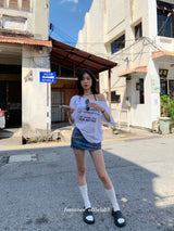 Barcode unbuttoned shoulder loose fit tee