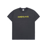 24FW  テープタイポグラフィックショートスリーブTシャツ チャコール