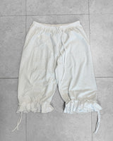 BUBBLE FRILL CAPRI PANTS