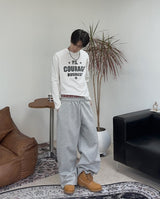 ティフィンクラックレタリングロングスリーブTシャツ