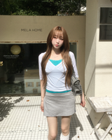 Vネック シャーリング Tシャツ