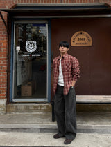 Cut line reverse pants