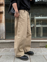 Drop curved dart pants