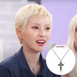 [NMIXX Haewon Necklace] ノクターンゴシッククロスカラーボーンネックレス (ステンレス)