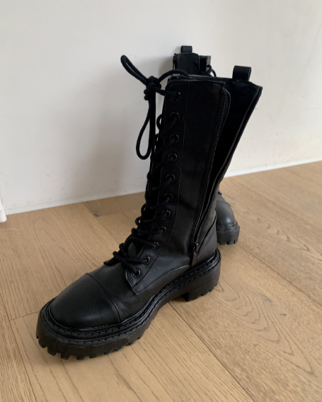 Cobalt Lace-up walker