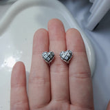 [NMIXX Kyujin Piercing] プチチェック柄ハートハグピアス - シルバーカラー