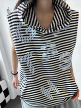 Swan Stripe Letter Patch Hooded Sleeveless Top 3color