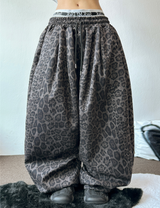 4000SOLD LEOPARD PINTUCK PANTS