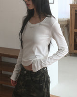 Cooit Stud U-neck Long-sleeved T-shirt