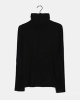 Soku Basic Layered Long-Sleeved Turtleneck T-Shirt