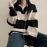 Robbit over collar knitwear