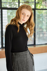 CLASSIC WOOL TURTLENECK TOP / BLACK