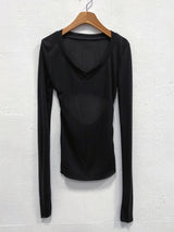 SLIM CUT OUT V NECK SLEEVE (2COLOR)