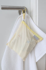 フラットポーチ (light yellow)