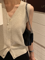 Rear V-neck Sleeveless Knit / 3 colors