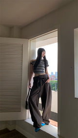 アンバルムドオフショルダーストライプクロップTシャツ