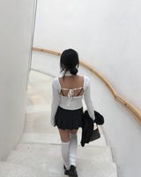 マフラーVネックTシャツ